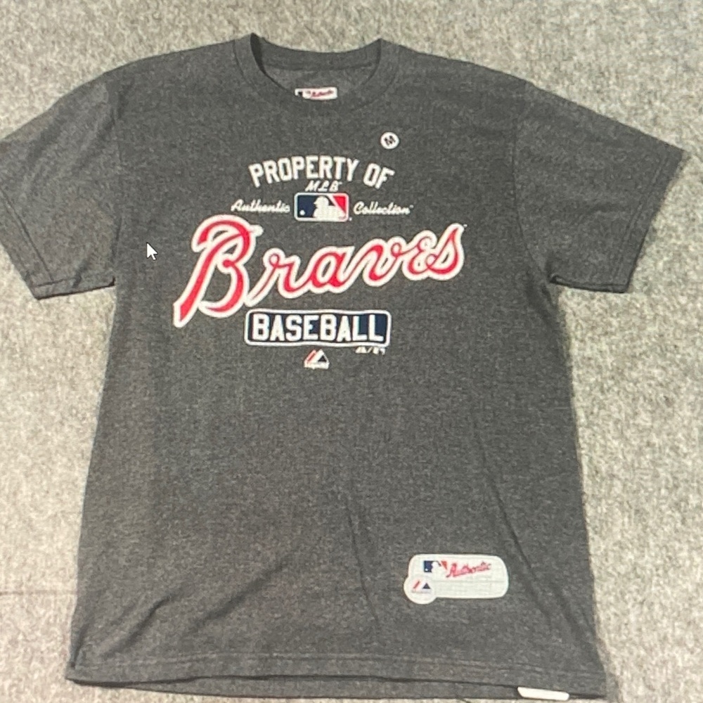 Majestic Gray Braves Long Sleeve Tee